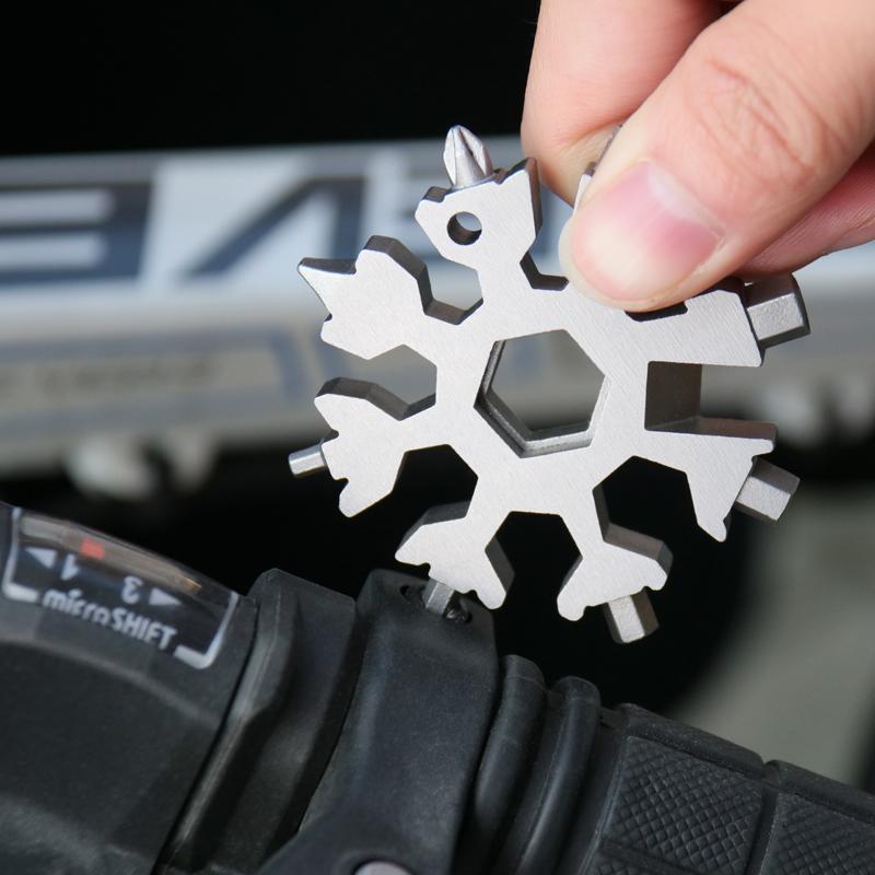 18-in-1 Strumento multiuso Snowflake - immagine 2